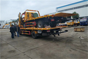 安多同城汽车补胎